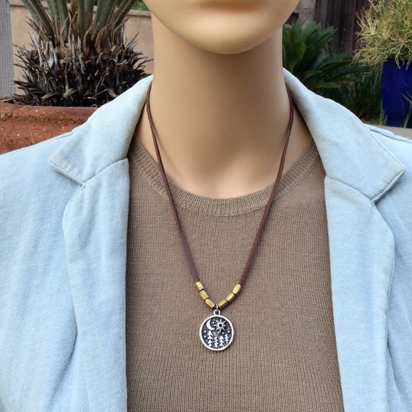 New Sundance charm necklace leather cord - Picture 5 of 12